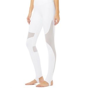 ALO yoga White Coast Legging size small